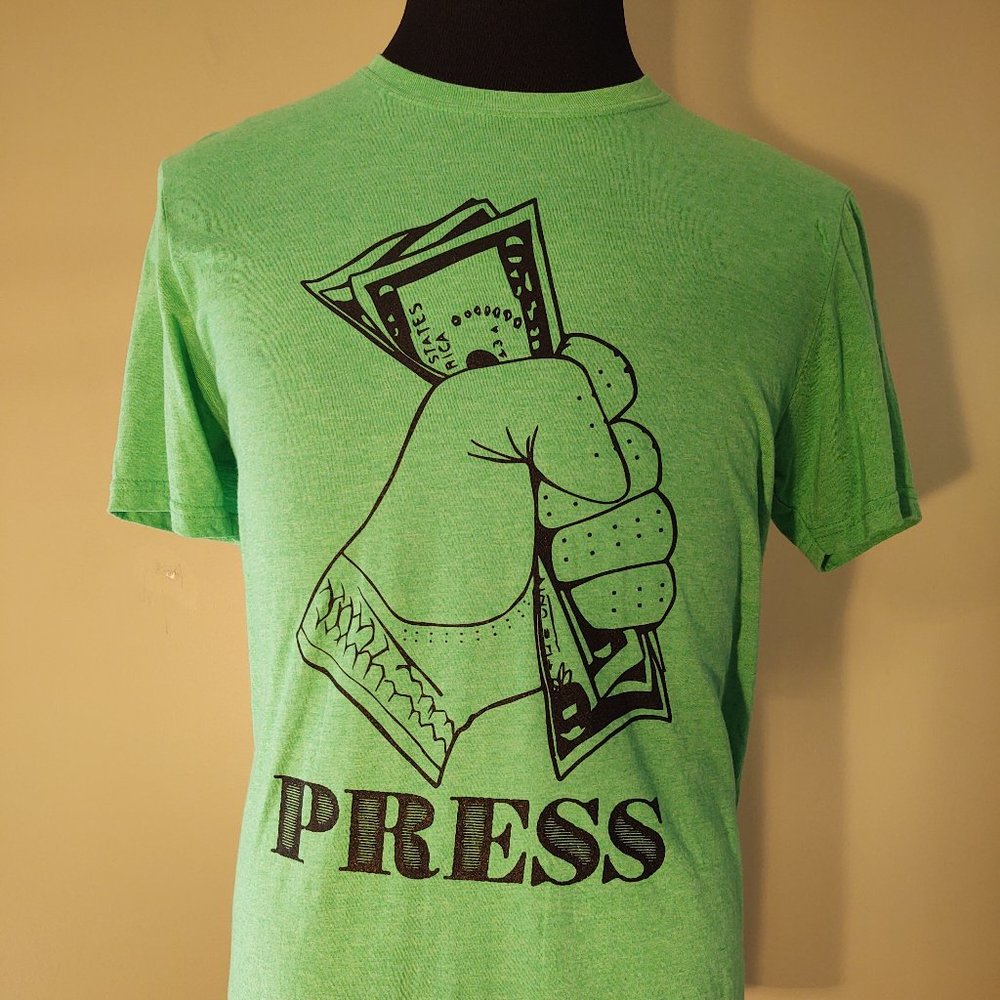 SWING JUICE PRESS MEN'S SOFT SHORT SLEEVE T-SHIRT - SIZE MEDIUM
